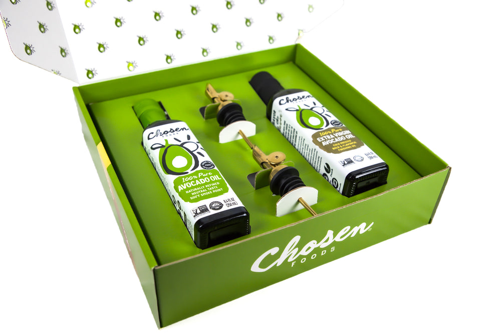 Side view of gift box with two olive oil containers